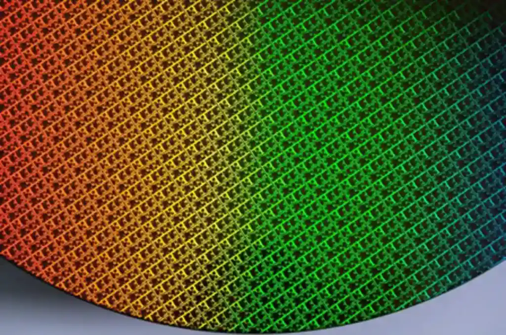 Nvidia invierte en Intel. Proyecto Foundry