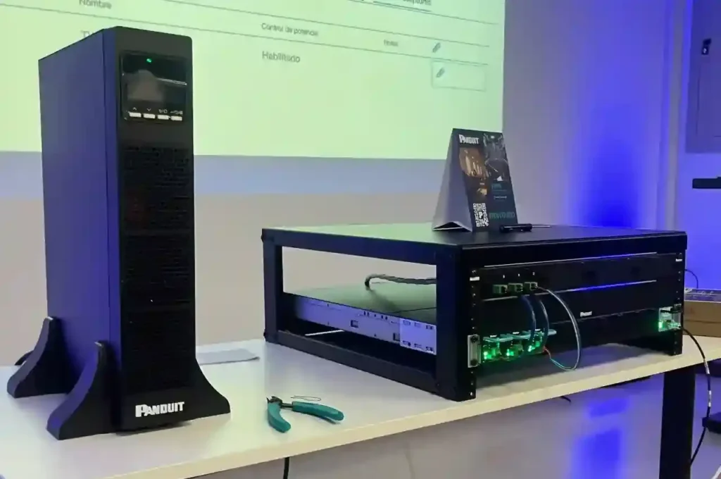 FMPS de Panduit: ofrece energía segura e inteligente